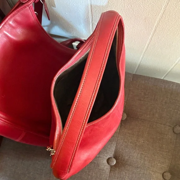 Coach Red Leather Shoulder Bag - Picture 6 of 12
